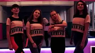 Видео-приглашение от танцевальной студии Feel Ya Self
