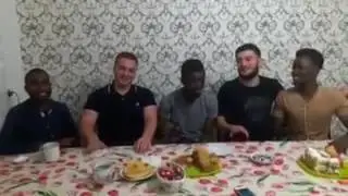 Ирон лæппутæ зарынц
