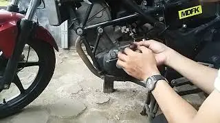 SERVICE MOTOR HONDA CB150R SOKET SPUL TERBAKAR MELELEH