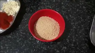 brown bread crumbs at home
