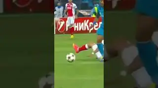 Супер проход с центра поля Халк. Гол. Лига Чемпионов