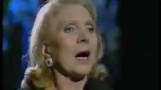 Primera, Segunda y Tercera - Ma. Dolores Pradera