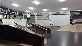 Skateboard trick bigspin frontboard down rail