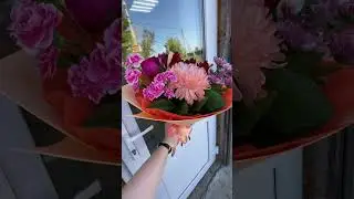 А как вам такое?) #flowers #флористика #цветы #букет #упаковка #флористикадляначинающих