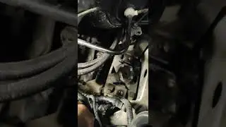 как снять подушку КПП вито 638 cdi