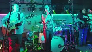 Shelly Lares w/Tejano Highway 281 @GrasshopperClub