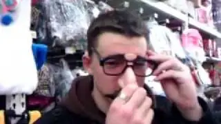 Механические очки с усами