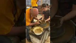 Гончар за работой