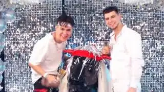 Новогодняя заставка 2020 [4] | GAYAZOV$ BROTHER$ (Музыка Первого, 2020-2021)
