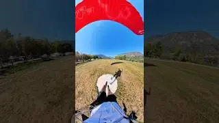 Rate this crazy paragliding landing 🎯🎯🎯