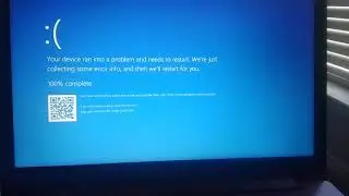 Windows 10 Error. Your device ran into a problem and needs to restart.