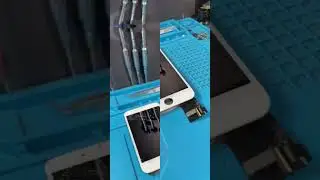 iPhone 7 - Screen Replacement 🔧📱📲 #iphone7 #repair #screen #iphone #apple #ios #howto #tech #fix