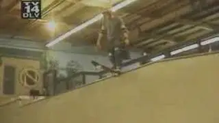 Jackass - Johnny Knoxville Droping In On Halfpipe For The Fi