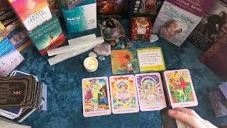 Love reading tarot and oracle. ♥️🦋🦋♥️  YOUR LOVE MAKES THIS WORLD A BETTER PLACE 💕 🌍🪷🌱🌿