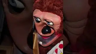 the goofy ahh animatronics and a capybara #animatronics #memes #quandaledingle #chuckecheese #funny