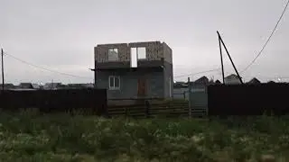 Ураган с градом в Челябинской области разрушил дом.