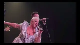 Teona Kontridze & Band - Лухари Вилаж (Live at Vegas City Hall)