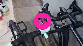 Wahoo Elemnt w/ Garmin mount