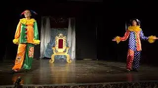 Шуты, фигляры, игроки