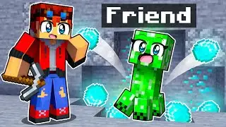 Playing Minecraft as a HELPFUL CREEPER!