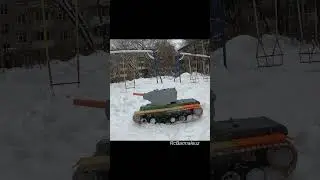 Самодельный Танк на Радиоуправлении КВ-2 по Снегу Масштаб 1/10 #shorts #rctank #rc