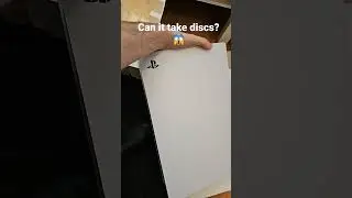 Does digital PS5 play discs? 