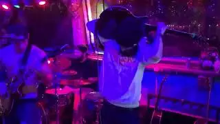 Pissing contest 🍻