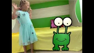 Ledy Bee и странный гость под кроватью
