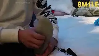 SMILE34足球妹琪琪挠脚心视频 Asian Soccer Girl Qiqi's Tickle Video