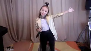 Данэлия Тулешова - Something's got a hold on me (Christina Aguilera) доработанный вариант