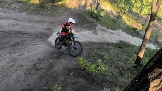 По СУХОМУ ехать почти НЕВОЗМОЖНО!