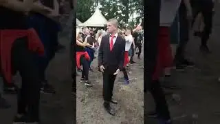 psychedelic dance crazy