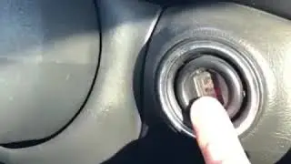 ЧУТЬ НЕ ВРЕЗАЛСЯ!ПАПА УЧИТ ВОДИТЬ НА МАШИНЕ!!!