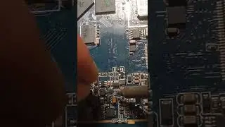Як перепаяти SMD конденсатор