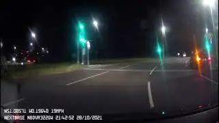 mercedes cuts over two lanes on m23 roundabout 28 OCT 2021