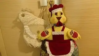 Подарок к Новому году - кукла курица-пакетница.