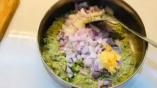 10 Minute Quick Indian Snack for Breakfast and Snacks | 10 Minute Recipe of Moong Dal ka Nashta