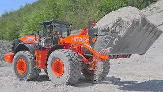 Insane RC Construction Site with Monster Hitachi ZW 370 in Action