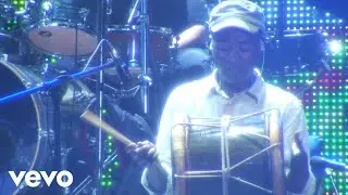 Juan Luis Guerra 4.40 - Solo de Percusion (Live)