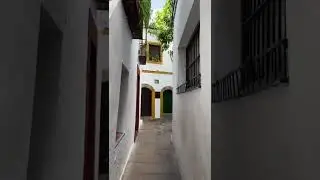The narrowest street in #Cordoba, #Spain! #travel #travelblogger  #streetphotography #adventure