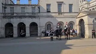 London Horse Guard changing