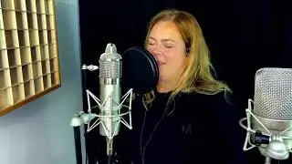 Mic&Mod condenser microphone range shoutout by the singer Cathy Gourier