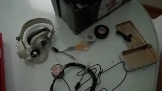 This is how I made a 1/4" to 3.5mm jack cable for my cassette player
