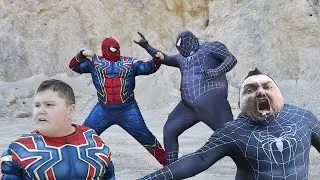 Spider-Man VS Black Spider-Man