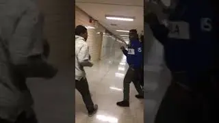 VIDEO OF BANDMANRILL FIGHTING IN SCHOOL👊🏼👊🏼👊🏼