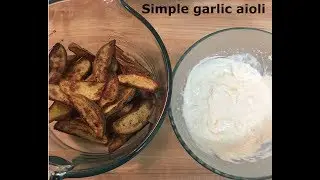 Quick and easy garlic aioli (from scratch!)