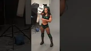Roxanne's photoshoot as 2x champ