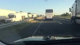 Зеванул.