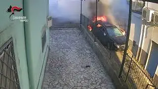 FECERO ESPLODERE UNA BOMBA SOTTO L'AUTO DI UN FINANZIERE: LA MANDANTE LA EX. IL VIDEO DELL'ATTENTATO