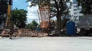 Вставка секции башенного крана, ч 2. Подъем башни.